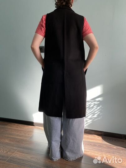 Жилет Massimo dutti 100% шерсть