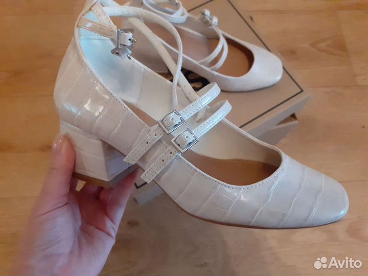Туфли женские