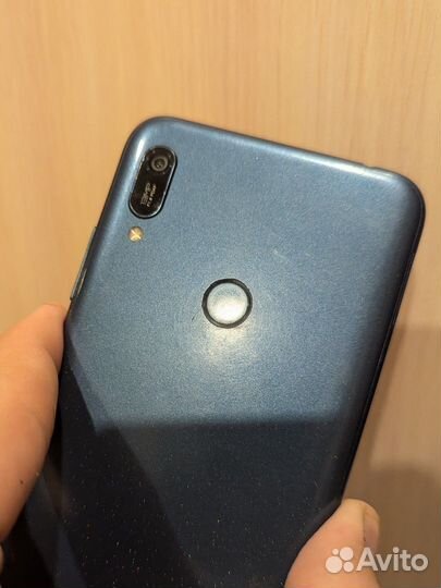 HUAWEI Y6 (2019), 2/32 ГБ