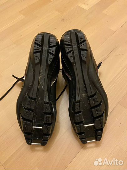 Лыжные ботинки salomon escape 6 pilot 45 размер