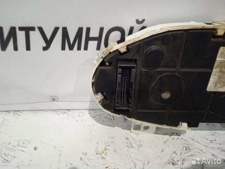 Щиток приборов Ford Fiesta 6