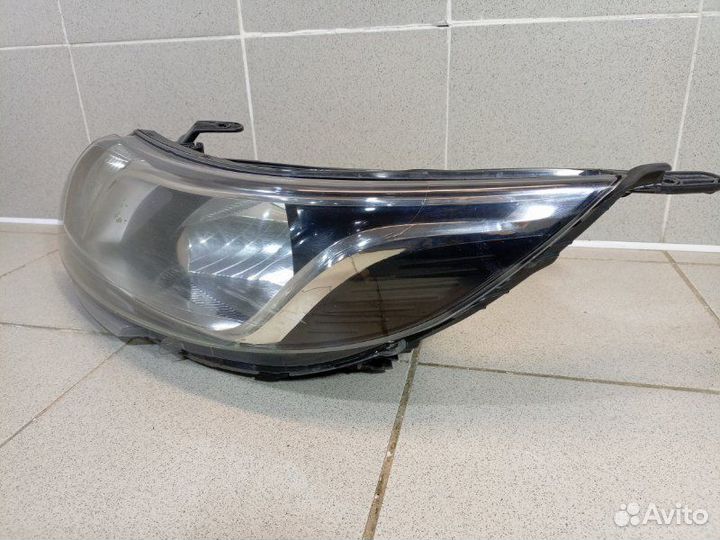 Фара левая Kia Rio 3