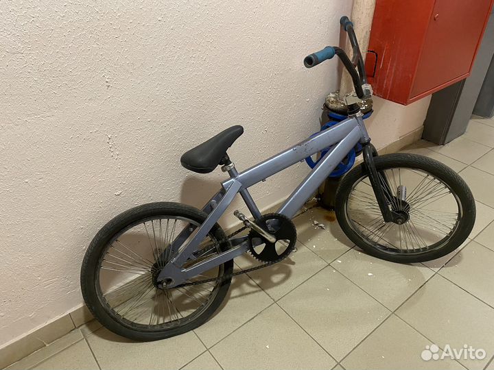 Трюковой велосипед bmx