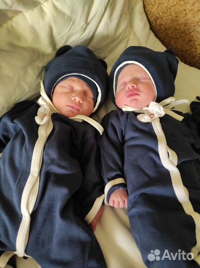 Универсальный комплект на выписку из роддома