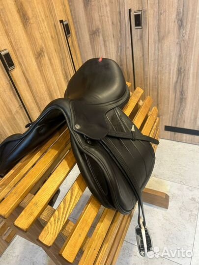 Седло Equipe Carbon