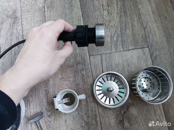 Чаша выпуска oulin 140В + клапан автомат