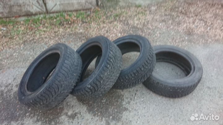 Bridgestone Blizzak Spike-01 205/55 R16 91T