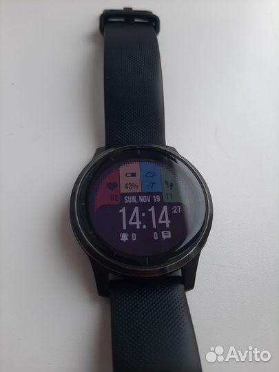 Часы Garmin vivoactive 4