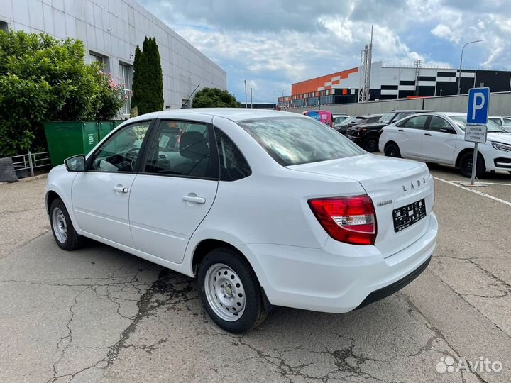 LADA Granta 1.6 МТ, 2024