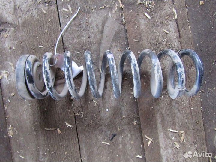 Пружина задняя i40 2011
