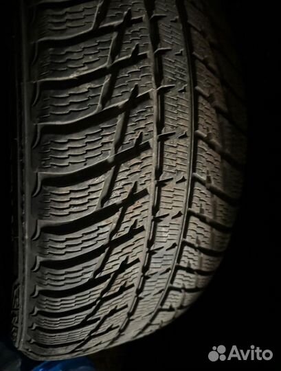 Nokian Tyres WR SUV 3 255/50 R19 107V