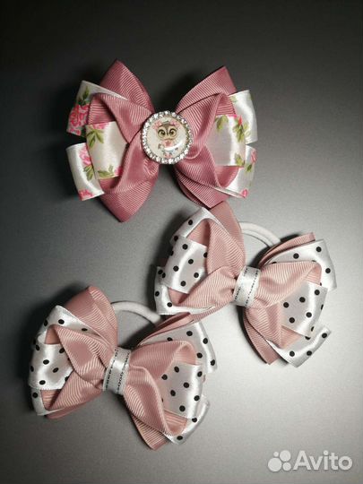 Комплект в школу- резиночки и брошь