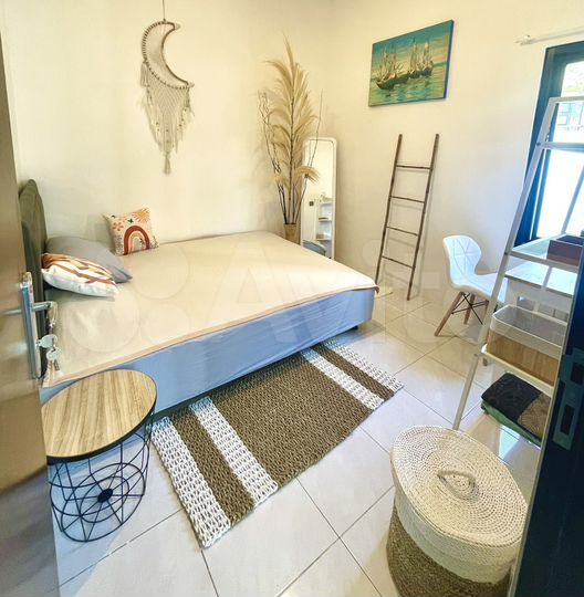 Дом 100 м² на участке 20 м² (Индонезия)