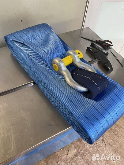 Трос буксировочный 56 тн. / 8 м. + скоба 70 тн