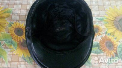 Мужская кожаная кепка