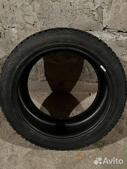 Nokian Tyres Hakkapeliitta 9 235/45 R18 98