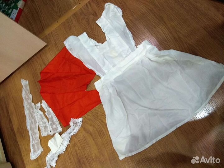 Фартук, галстук, манжеты СССР