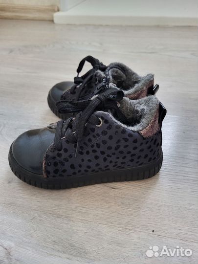 Ботинки демисезонные для девочки 25 размер