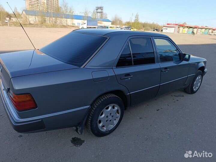 Mercedes-Benz W124 2.0 МТ, 1992, 171 603 км