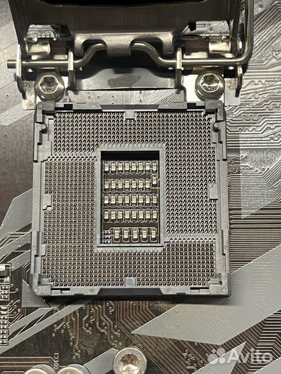 Материнская плата 1151v2 Gigabyte Z390 D