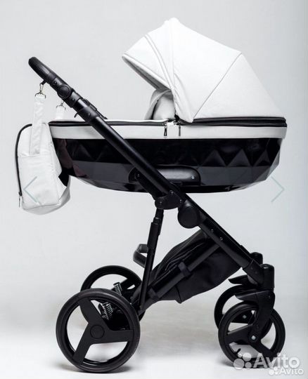 Коляска Peppy Camelia/Dimond 2 в 1