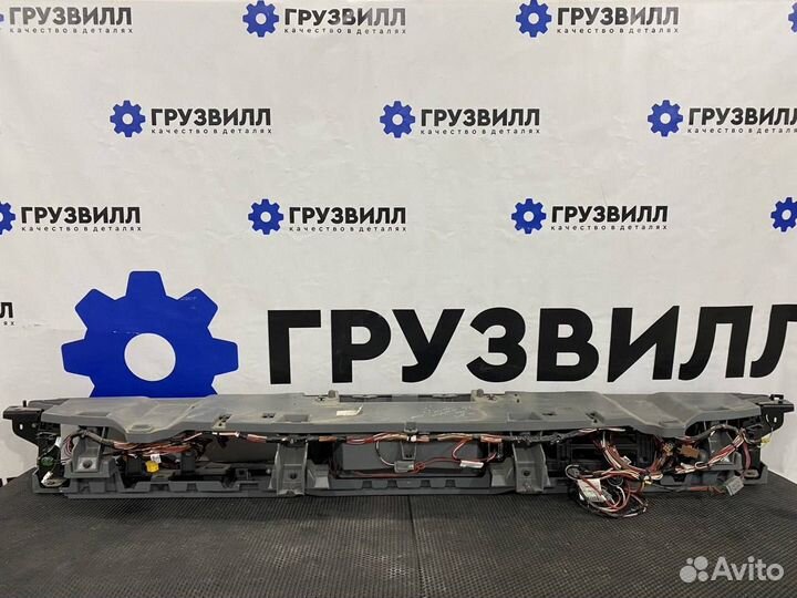 Полка над лобовым стеклом Renault T