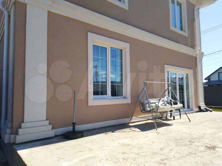 Дом 193 м² на участке 9 сот.