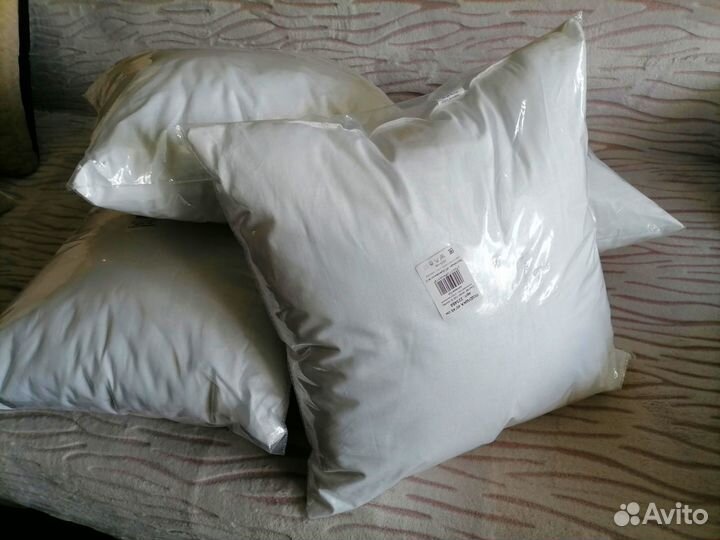 Подушка (Иваново). Новые. 45*45. Ниже рынка