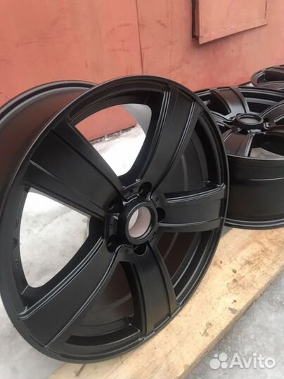 Литые диски на (Мерседес Ауди Фольксваген)