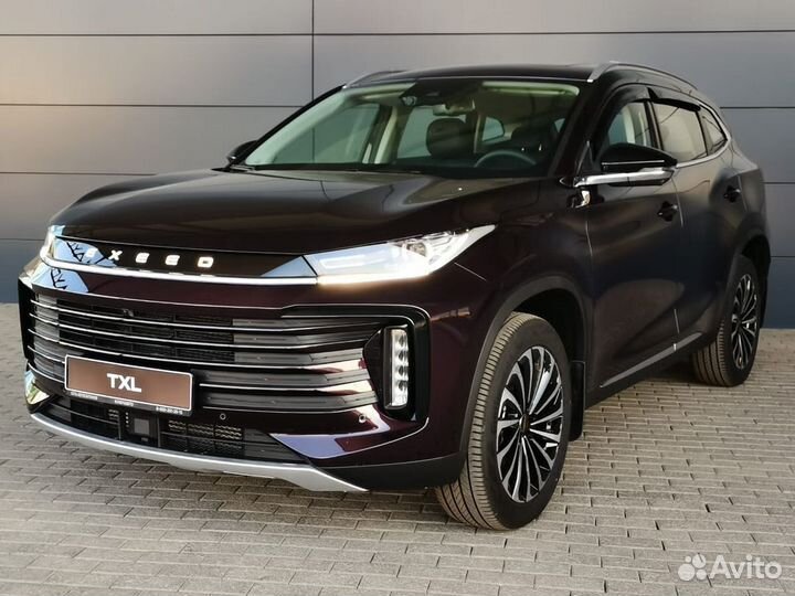 Exeed TXL 1 6T Luxury черный