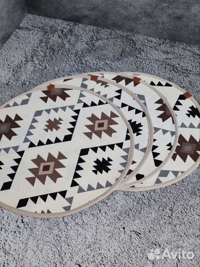 Салфетки на стол круглые