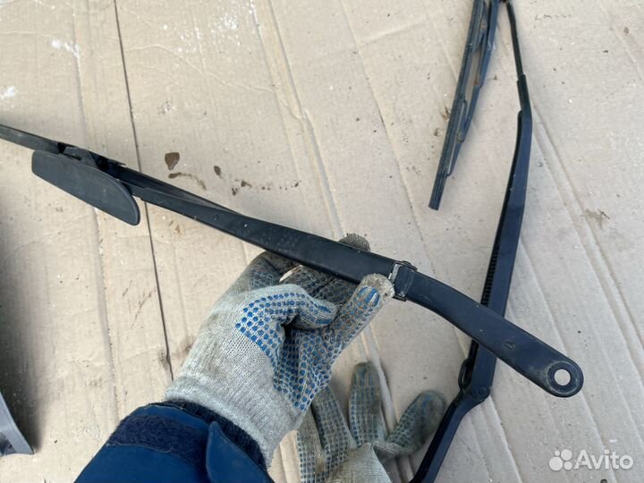 Поводок дворника Хендай Акцент тагаз