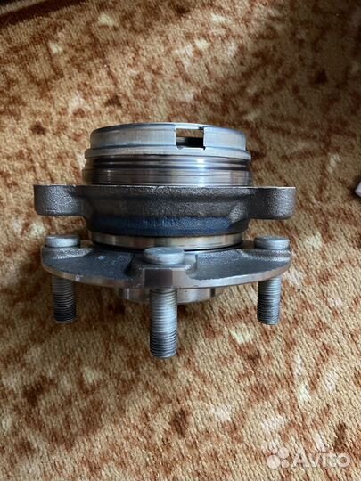 Продам ступицу в сборе на ниссан теана L33
