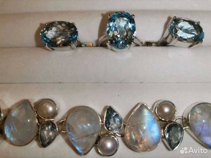 Очень крупные природные топазы