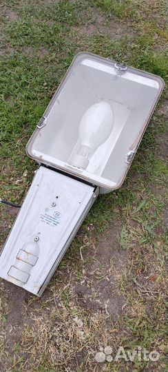 Светильник уличный