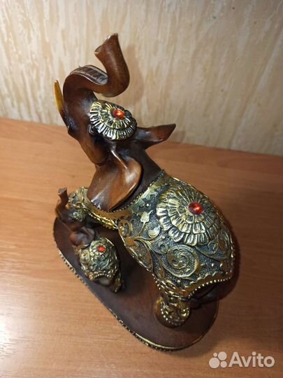 Слон (керамика)