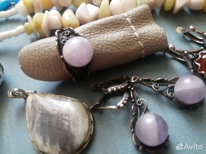 Бусы и серьги