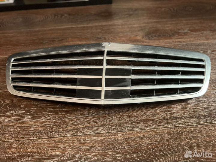Решетка радиатора на мерседес w221
