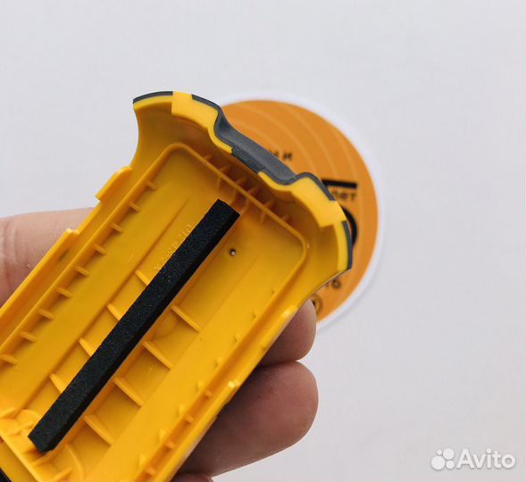 Крышка батарейного отсека Garmin Dakota 10