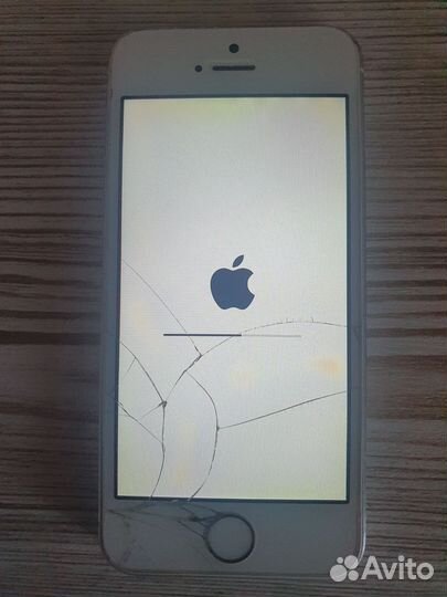 iPhone 5C, 16 ГБ