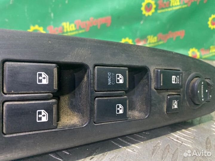 Блок управления стеклоподъемниками Kia Mohave джип