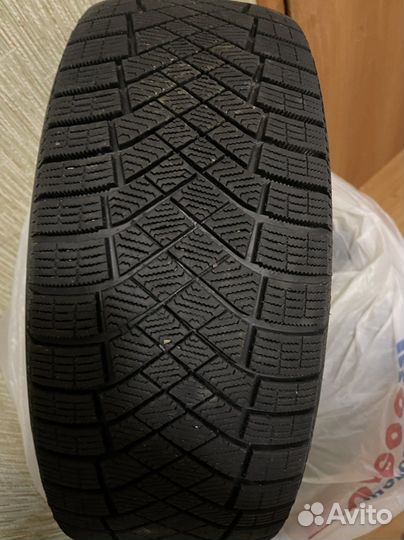 Шины и Диски Литые Lexus ES250 R17 оригКомплект