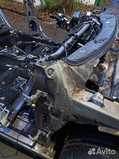 Volkswagen jetta 6 стойка лобового стекла