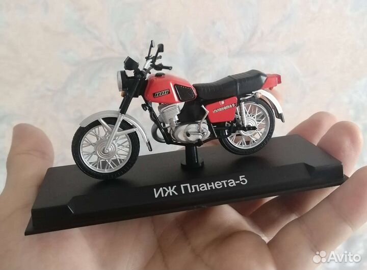 Модель Мотоцикл Иж-Планета 5