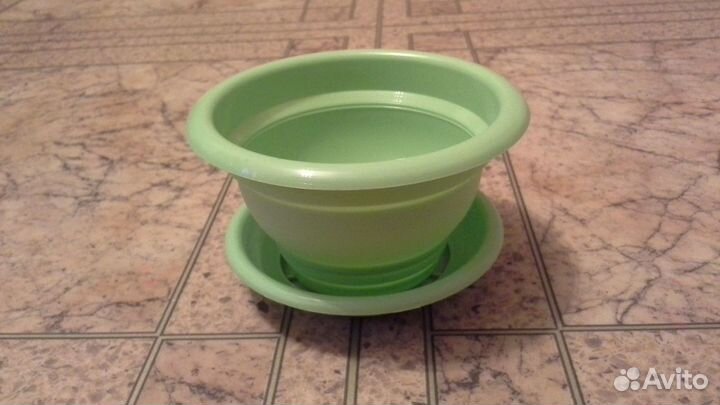 Горшки д/цв.-3шт. новые + Дренаж (крупный)