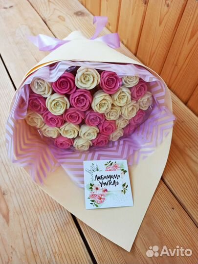 Съедобный букет 25 шоколадных розочек