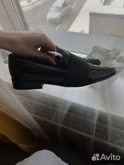 Лоферы женские