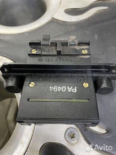 Градусник Mercedes W124