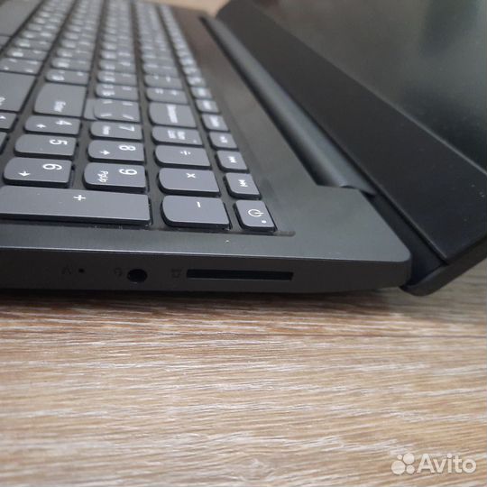 Lenovo ideapad s145 15ast