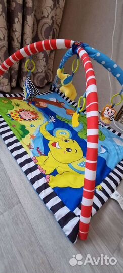 Развивающий коврик